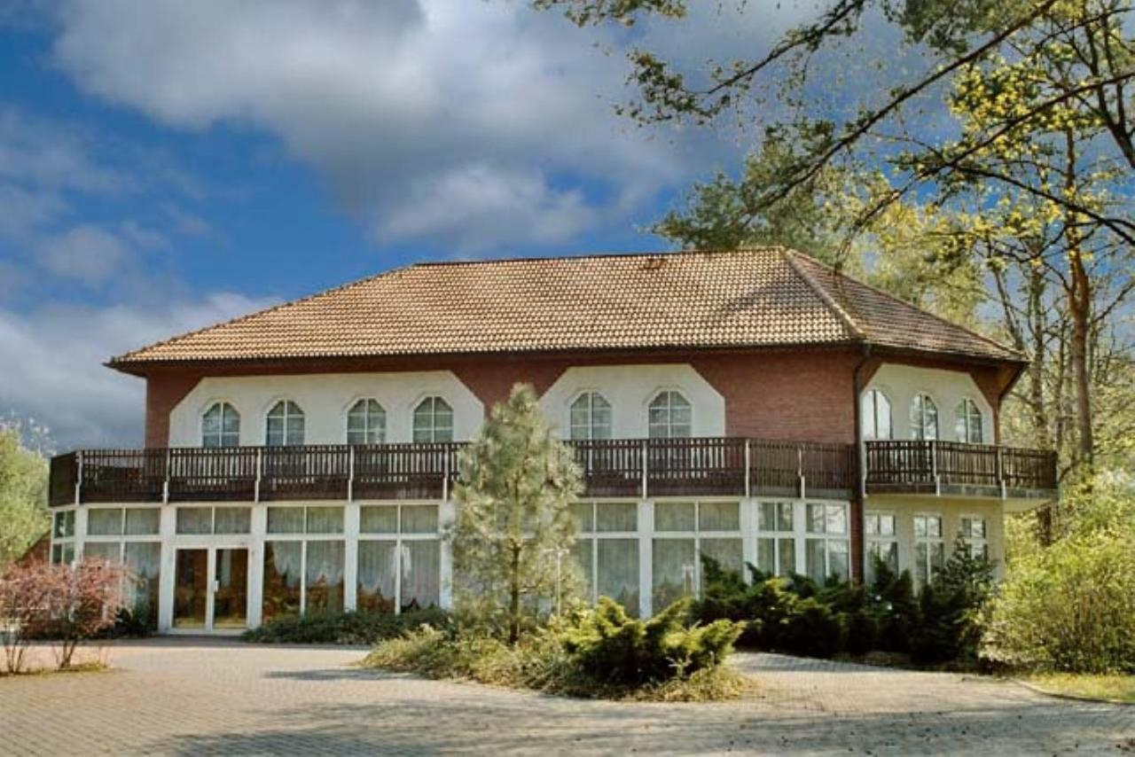 Parkstadthotel バート・ムスカウ エクステリア 写真